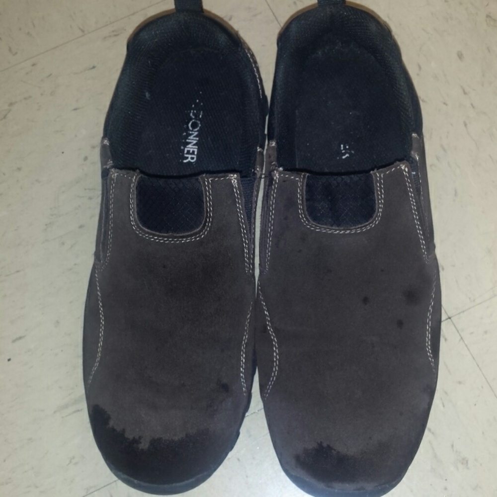 Men's leather dress shoes
